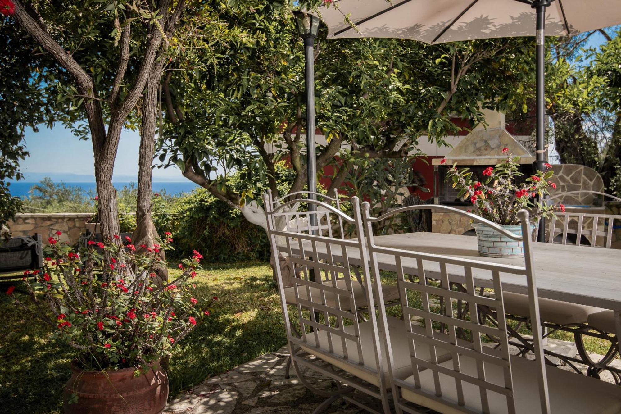 Alavastros Villa Maisonettes Vasilikos  Exterior photo